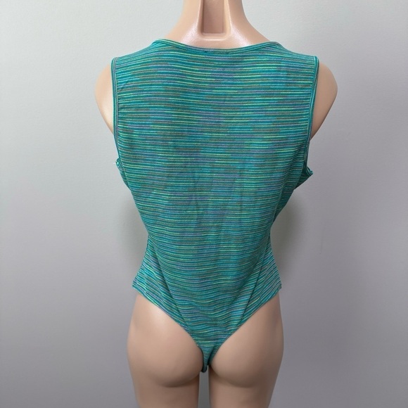 Le Lis Stripe Shimmer Bodysuit Large Blue V-Neck Blue Purple Green NEW - Picture 2 of 4